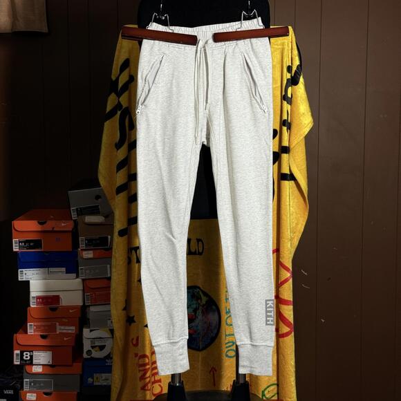 KITH Oatmeal Mercer Slim Fit Joggers - Size XS